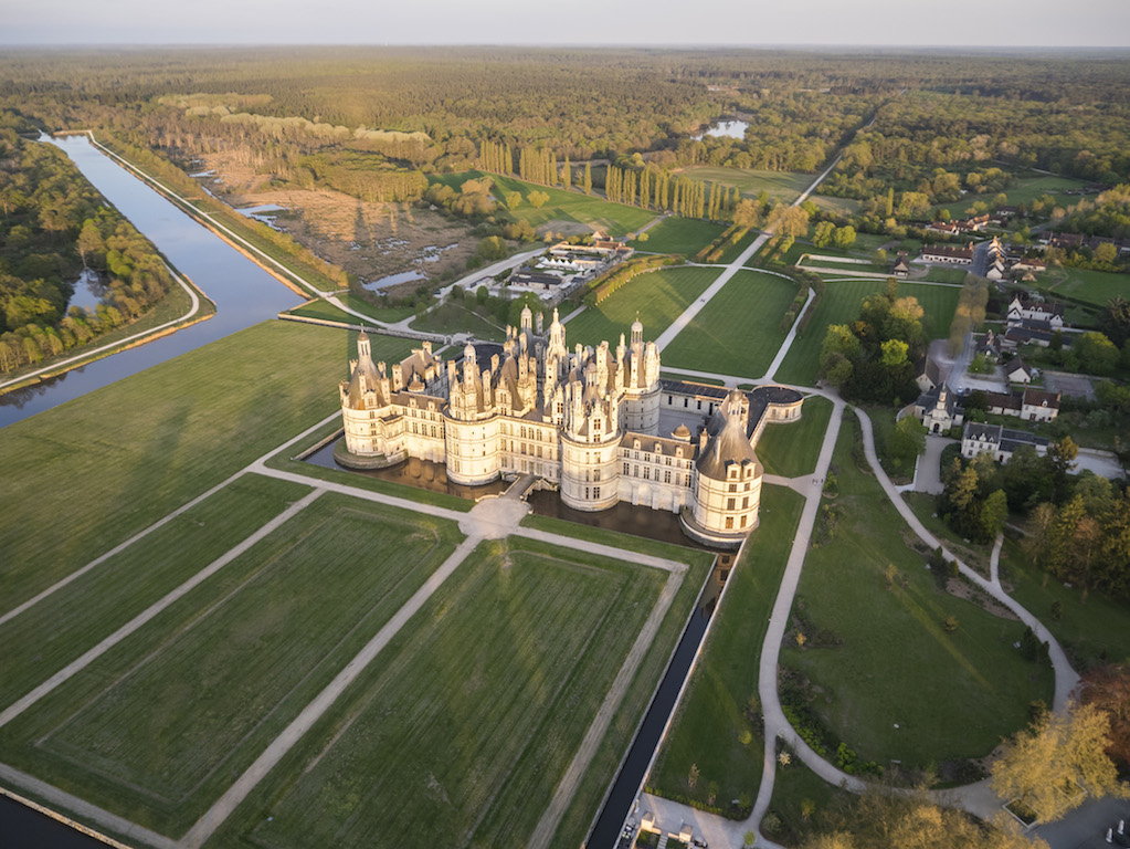 Chambord (c) Be drone - DNC_page couverture 2