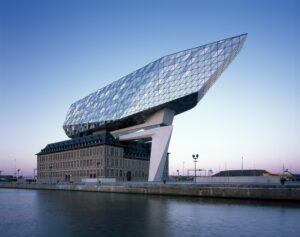 Zaha Hadid Architects Joris Pauwel réchauffement du climat changement du climat défis solutions architectes architecture éminent cabinet londonien capitainerie duport d'Anvers écologie durabilité technologie espaces verts bâtiments CG Concept Annuaire 2020 Port House Antwerp