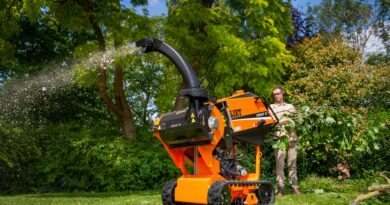 ELIET a innové sur le marché en tant qu’inventeur du broyeur autotracté.