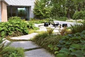 Débétonnez votre jardin contre les pluies intenses et l'extrême sécheresse