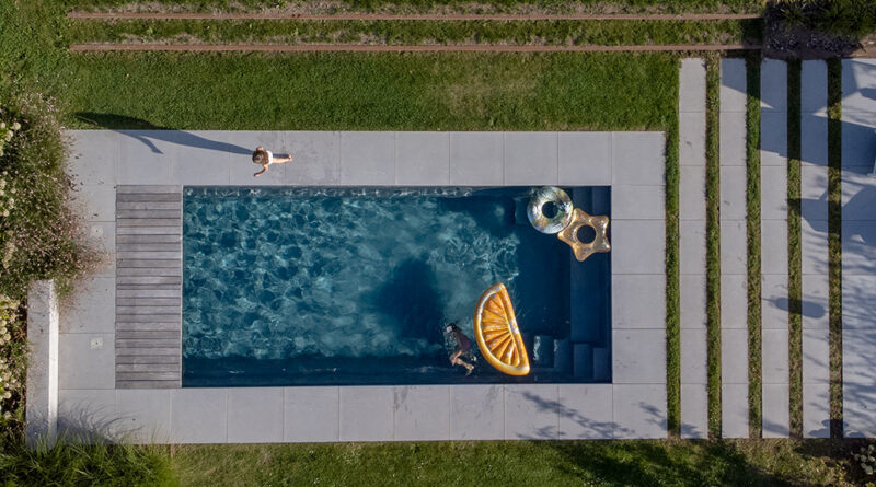 A découvrir chez Ebema-Stone&Style : dalles de béton XL pour l'espace extérieur.