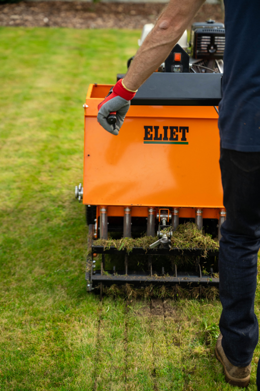 Le Jetzer d’ELIET, LA solution aux dommages causés par la sécheresse à votre pelouse !