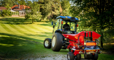 Les sableuses RINK de Redexim : Des solutions innovantes pour entretenir le gazon