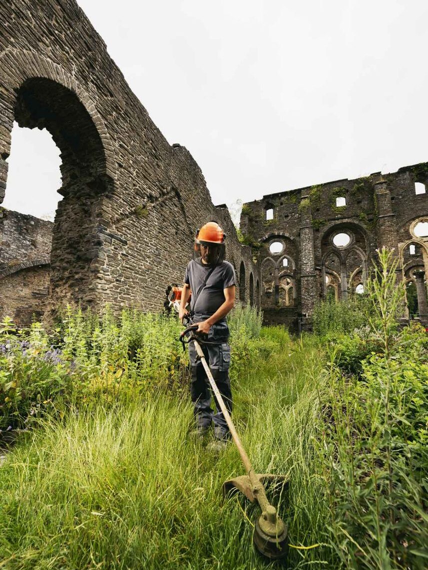 L’histoire hors du commun de Jérôme et Benoît, deux hommes qui préservent l’histoire à l’Abbaye de Villers