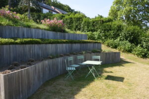 Gagnant du Concours de l'Entrepreneur de Jardins de Wallonie : Henrion Jardins SRL : Plongeon maîtrisé sur l’étang
