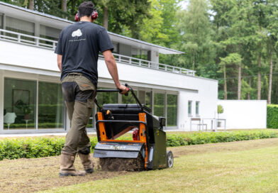 Le printemps 2025 s’annonce déjà comme le plus sec jamais enregistré, et l’été ne fait que commencer ! Les réserves d’eau accumulées l’année dernière grâce aux fortes pluies ne suffiront pas à protéger les pelouses des effets de la sécheresse. Cette année, la mortalité du gazon atteindra des sommets historiques !  Les entrepreneurs de jardin feraient bien de se préparer : l’automne sera placé sous le signe de la rénovation des pelouses.