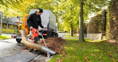 Ramassez les feuilles d’automne rapidement et efficacement avec le ELIET Truckloader
