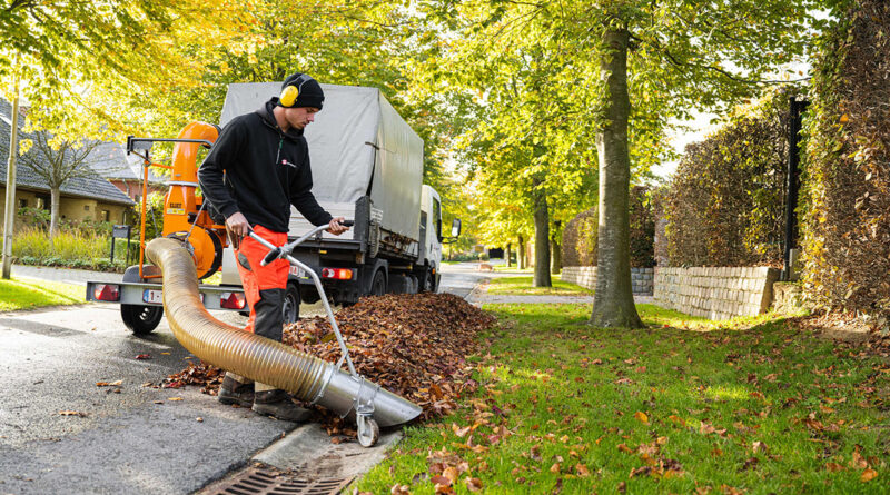 Ramassez les feuilles d’automne rapidement et efficacement avec le ELIET Truckloader