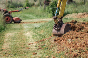 Travailler à proximité des réseaux : les risques invisibles que tout entrepreneur de jardins doit maîtriser pour travailler en sécurité